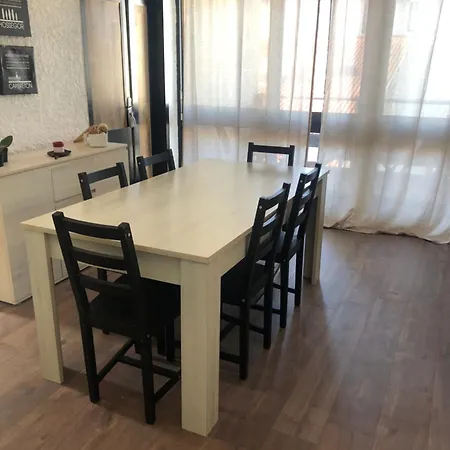 Bel A Moins De 100m De La Apartment